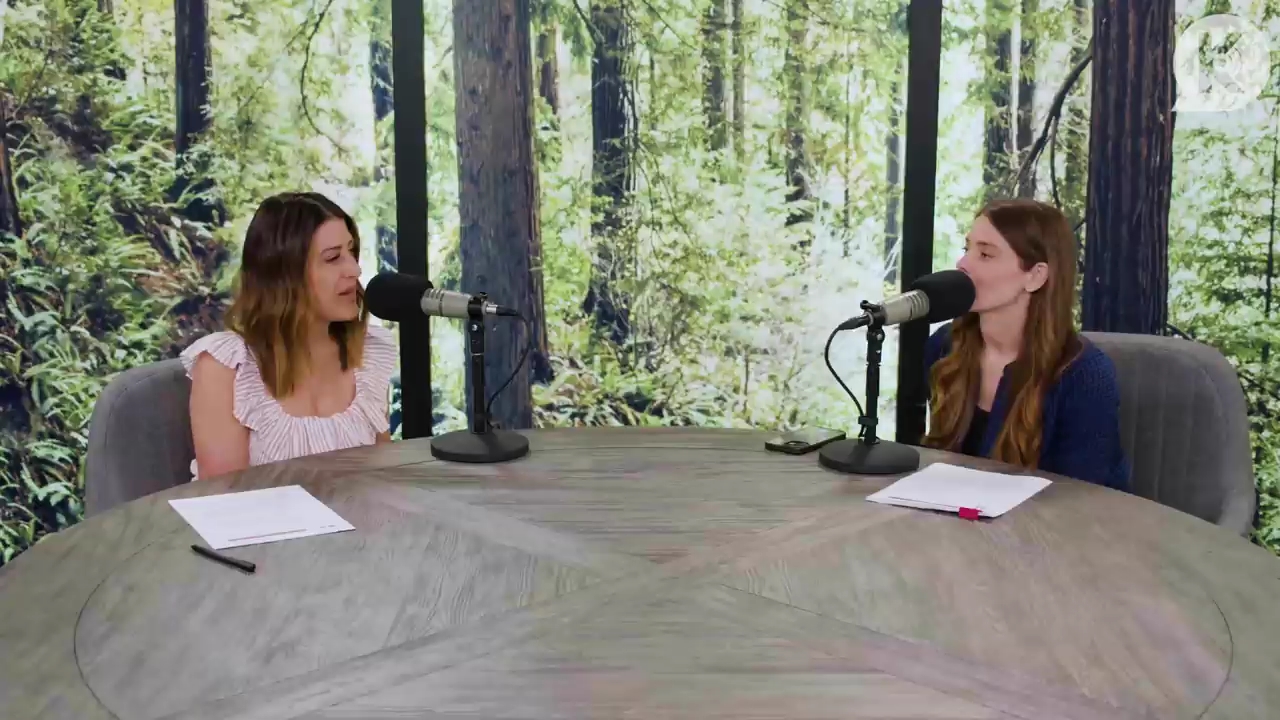 Ashley-Greene-dot-nl_TheTwilightEffectPostcast-Aflevering9NewMoonRewatchPart3of3-0693.jpg Ashley-Greene-dot-nl_TheTwilightEffectPostcast-Aflevering9NewMoonRewatchPart3of3-0693.jpg