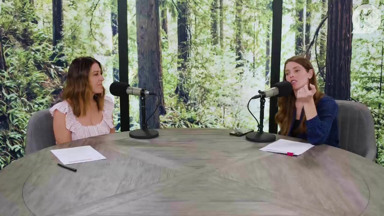 Ashley-Greene-dot-nl_TheTwilightEffectPostcast-Aflevering9NewMoonRewatchPart3of3-0715.jpg Ashley-Greene-dot-nl_TheTwilightEffectPostcast-Aflevering9NewMoonRewatchPart3of3-0715.jpg