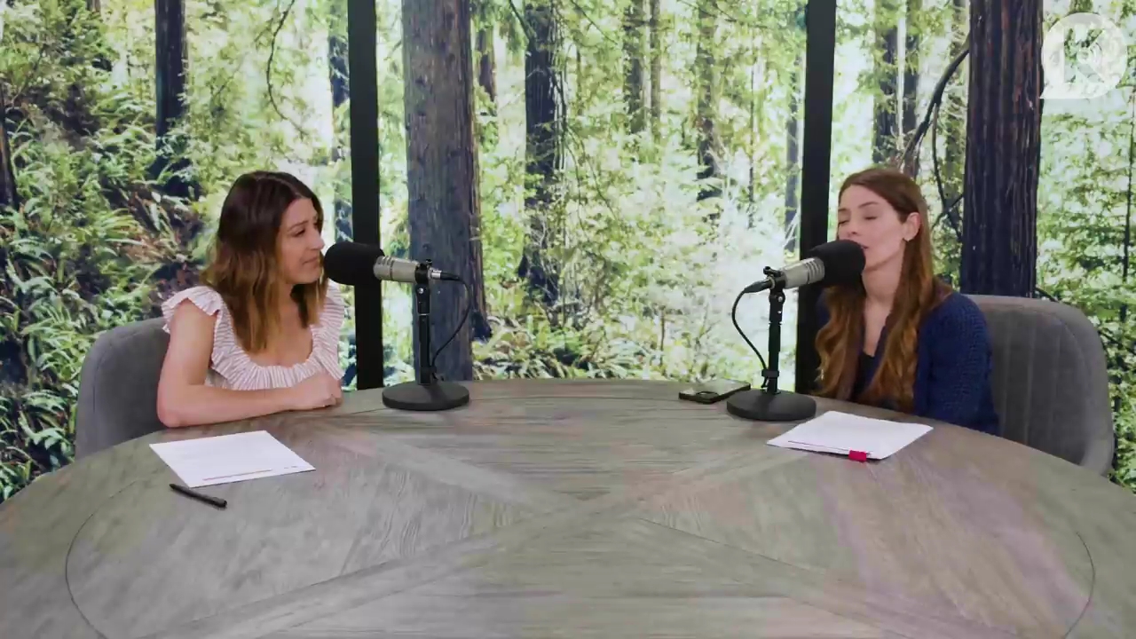 Ashley-Greene-dot-nl_TheTwilightEffectPostcast-Aflevering9NewMoonRewatchPart3of3-0747.jpg Ashley-Greene-dot-nl_TheTwilightEffectPostcast-Aflevering9NewMoonRewatchPart3of3-0747.jpg