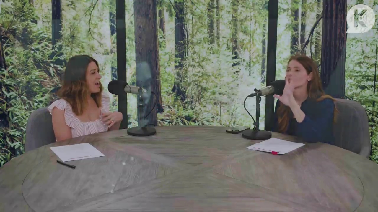 Ashley-Greene-dot-nl_TheTwilightEffectPostcast-Aflevering9NewMoonRewatchPart3of3-0779.jpg Ashley-Greene-dot-nl_TheTwilightEffectPostcast-Aflevering9NewMoonRewatchPart3of3-0779.jpg