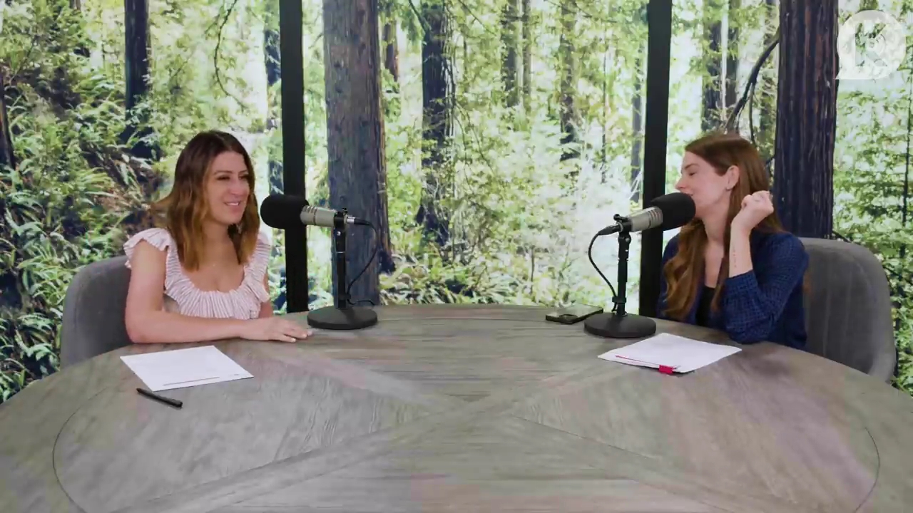 Ashley-Greene-dot-nl_TheTwilightEffectPostcast-Aflevering9NewMoonRewatchPart3of3-0939.jpg Ashley-Greene-dot-nl_TheTwilightEffectPostcast-Aflevering9NewMoonRewatchPart3of3-0939.jpg