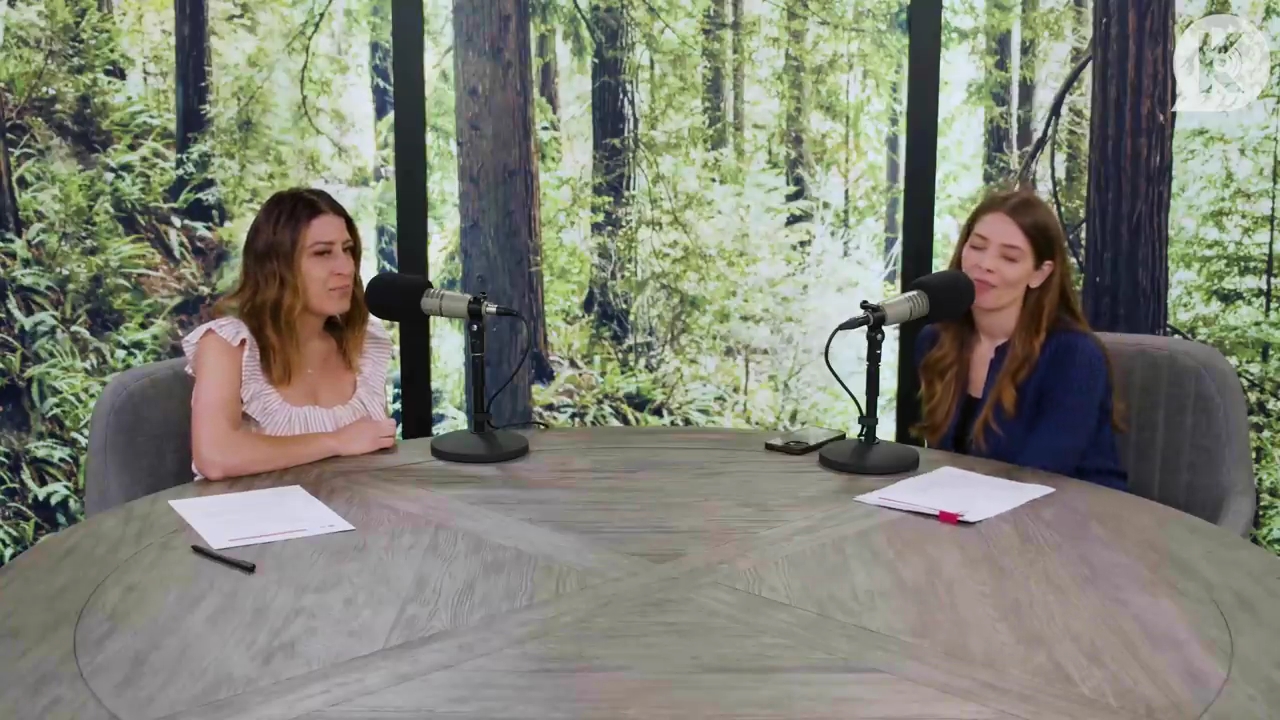 Ashley-Greene-dot-nl_TheTwilightEffectPostcast-Aflevering9NewMoonRewatchPart3of3-1015.jpg Ashley-Greene-dot-nl_TheTwilightEffectPostcast-Aflevering9NewMoonRewatchPart3of3-1015.jpg