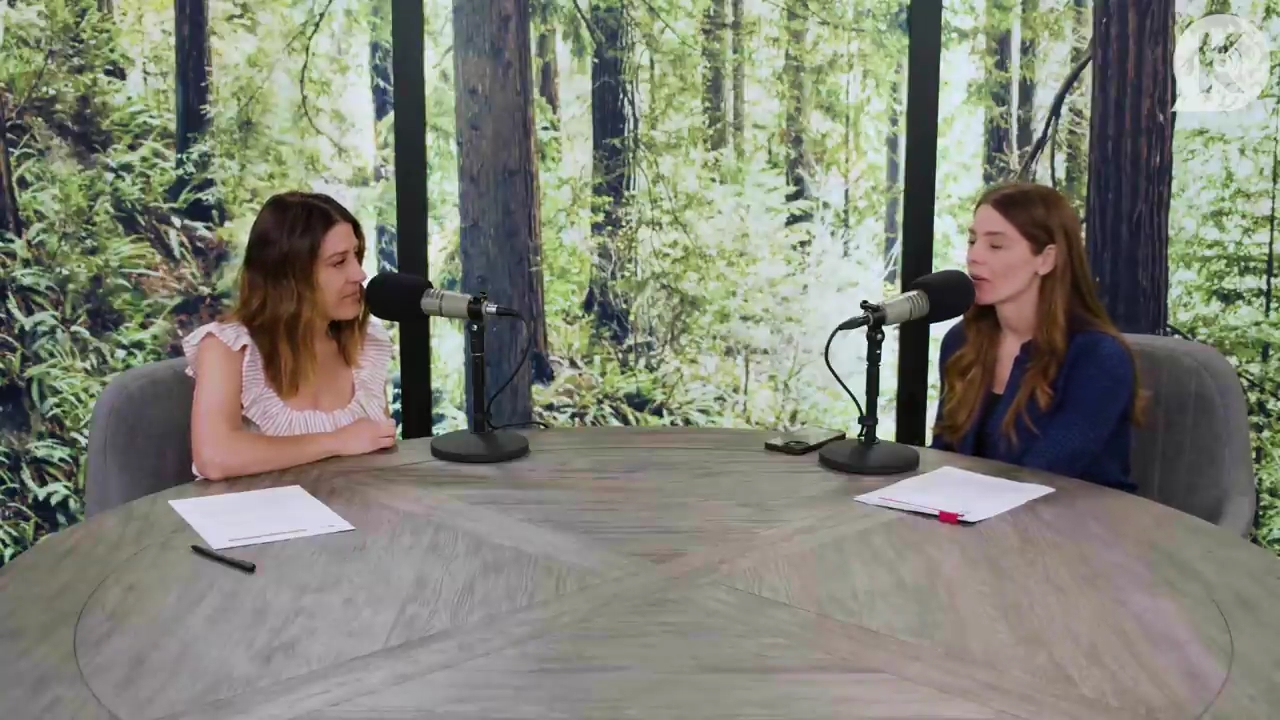 Ashley-Greene-dot-nl_TheTwilightEffectPostcast-Aflevering9NewMoonRewatchPart3of3-1024.jpg Ashley-Greene-dot-nl_TheTwilightEffectPostcast-Aflevering9NewMoonRewatchPart3of3-1024.jpg