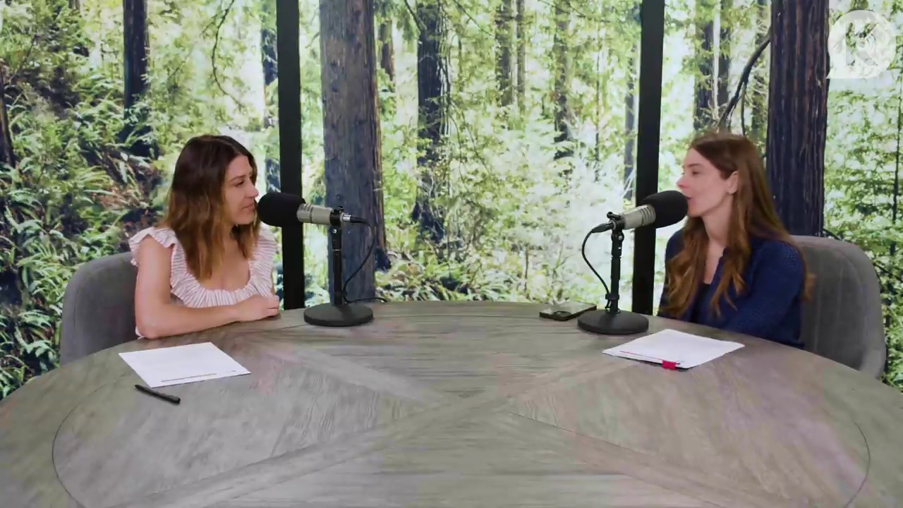 Ashley-Greene-dot-nl_TheTwilightEffectPostcast-Aflevering9NewMoonRewatchPart3of3-1025.jpg Ashley-Greene-dot-nl_TheTwilightEffectPostcast-Aflevering9NewMoonRewatchPart3of3-1025.jpg