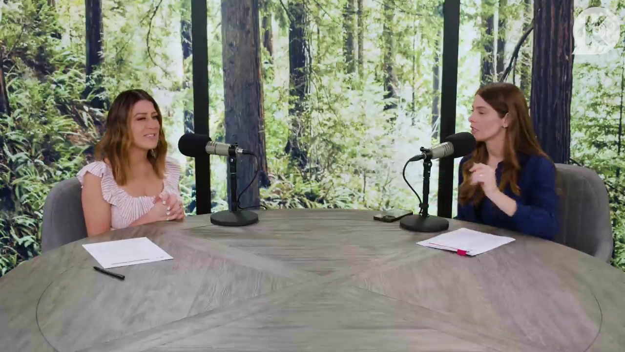 Ashley-Greene-dot-nl_TheTwilightEffectPostcast-Aflevering9NewMoonRewatchPart3of3-1080.jpg Ashley-Greene-dot-nl_TheTwilightEffectPostcast-Aflevering9NewMoonRewatchPart3of3-1080.jpg