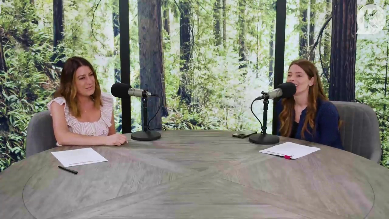 Ashley-Greene-dot-nl_TheTwilightEffectPostcast-Aflevering9NewMoonRewatchPart3of3-1105.jpg Ashley-Greene-dot-nl_TheTwilightEffectPostcast-Aflevering9NewMoonRewatchPart3of3-1105.jpg