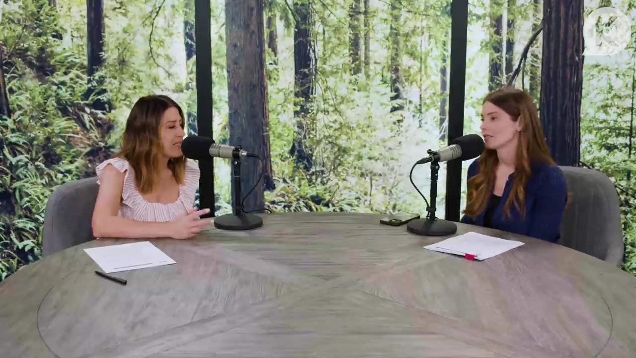 Ashley-Greene-dot-nl_TheTwilightEffectPostcast-Aflevering9NewMoonRewatchPart3of3-1130.jpg Ashley-Greene-dot-nl_TheTwilightEffectPostcast-Aflevering9NewMoonRewatchPart3of3-1130.jpg