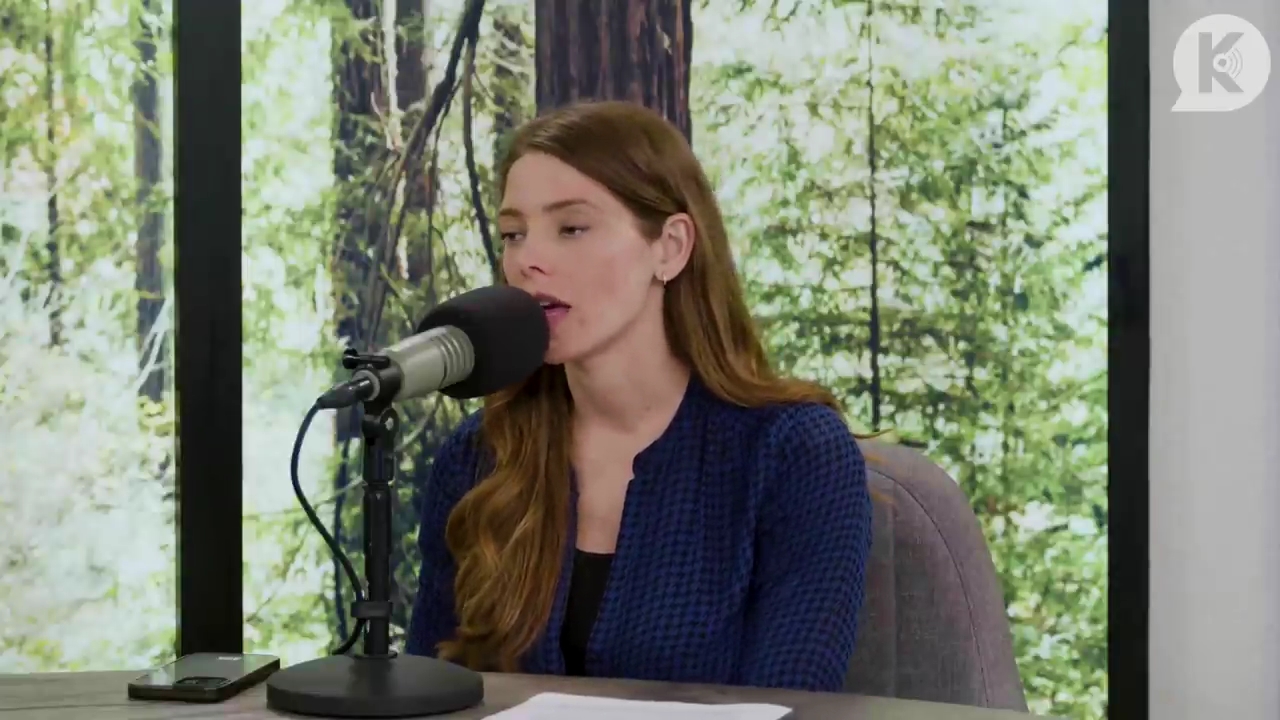 Ashley-Greene-dot-nl_TheTwilightEffectPostcast-Aflevering9NewMoonRewatchPart3of3-1179.jpg Ashley-Greene-dot-nl_TheTwilightEffectPostcast-Aflevering9NewMoonRewatchPart3of3-1179.jpg