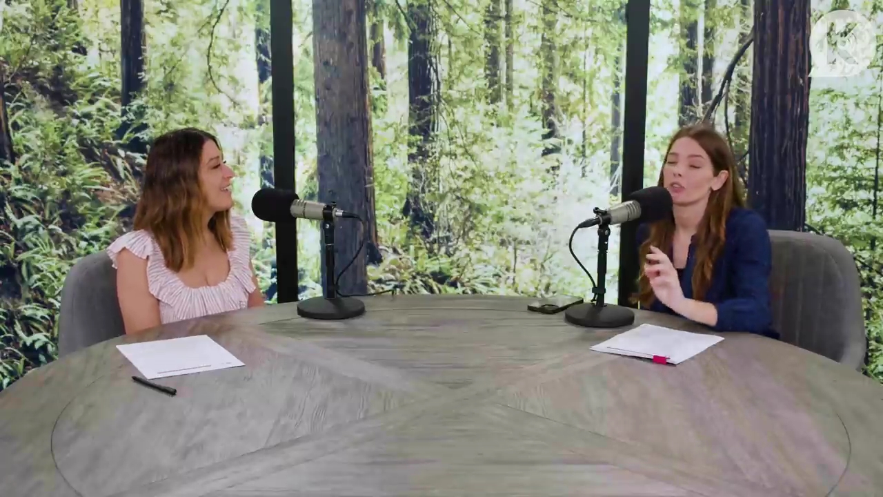 Ashley-Greene-dot-nl_TheTwilightEffectPostcast-Aflevering9NewMoonRewatchPart3of3-1330.jpg Ashley-Greene-dot-nl_TheTwilightEffectPostcast-Aflevering9NewMoonRewatchPart3of3-1330.jpg