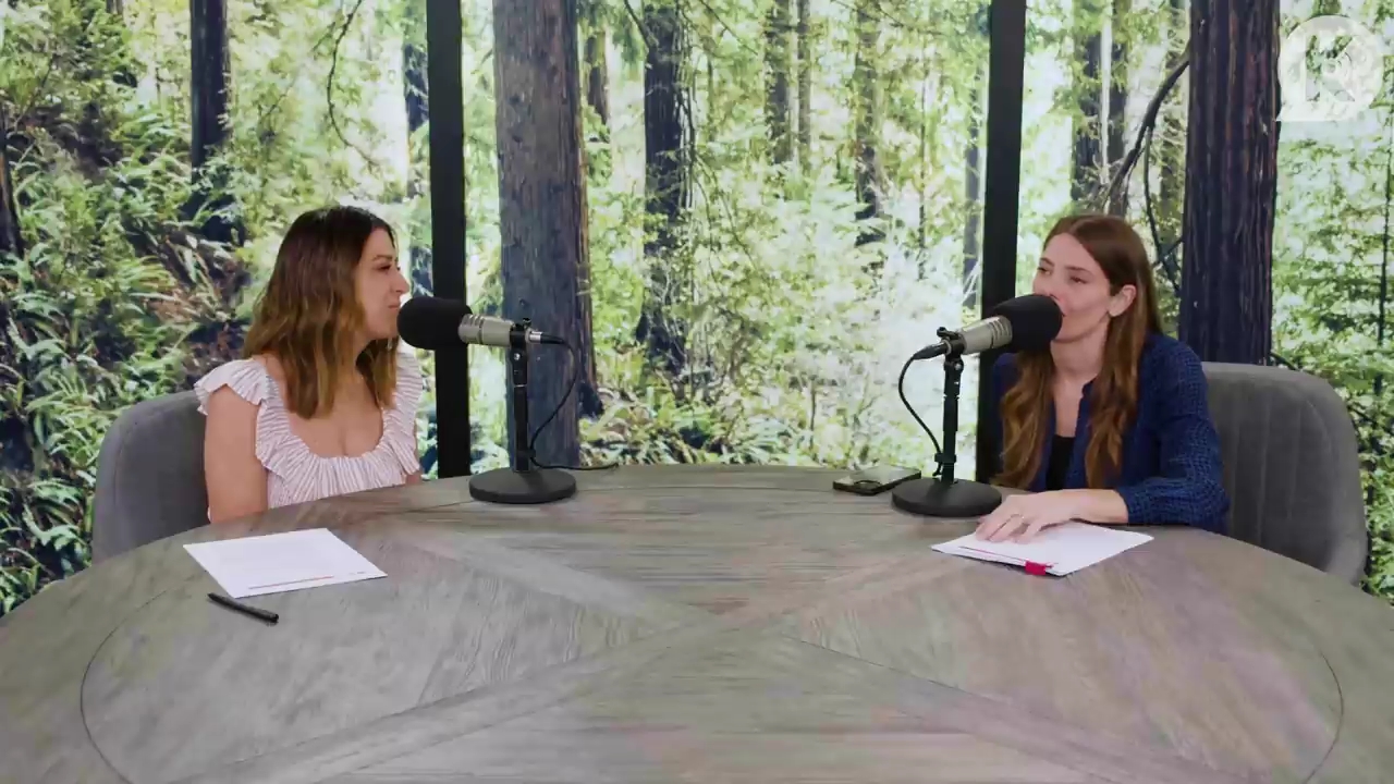 Ashley-Greene-dot-nl_TheTwilightEffectPostcast-Aflevering9NewMoonRewatchPart3of3-1335.jpg Ashley-Greene-dot-nl_TheTwilightEffectPostcast-Aflevering9NewMoonRewatchPart3of3-1335.jpg