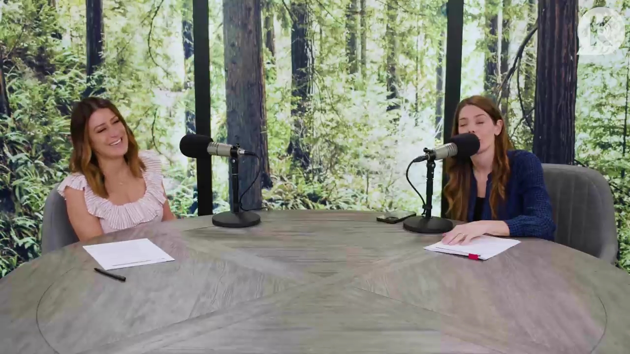 Ashley-Greene-dot-nl_TheTwilightEffectPostcast-Aflevering9NewMoonRewatchPart3of3-1341.jpg Ashley-Greene-dot-nl_TheTwilightEffectPostcast-Aflevering9NewMoonRewatchPart3of3-1341.jpg