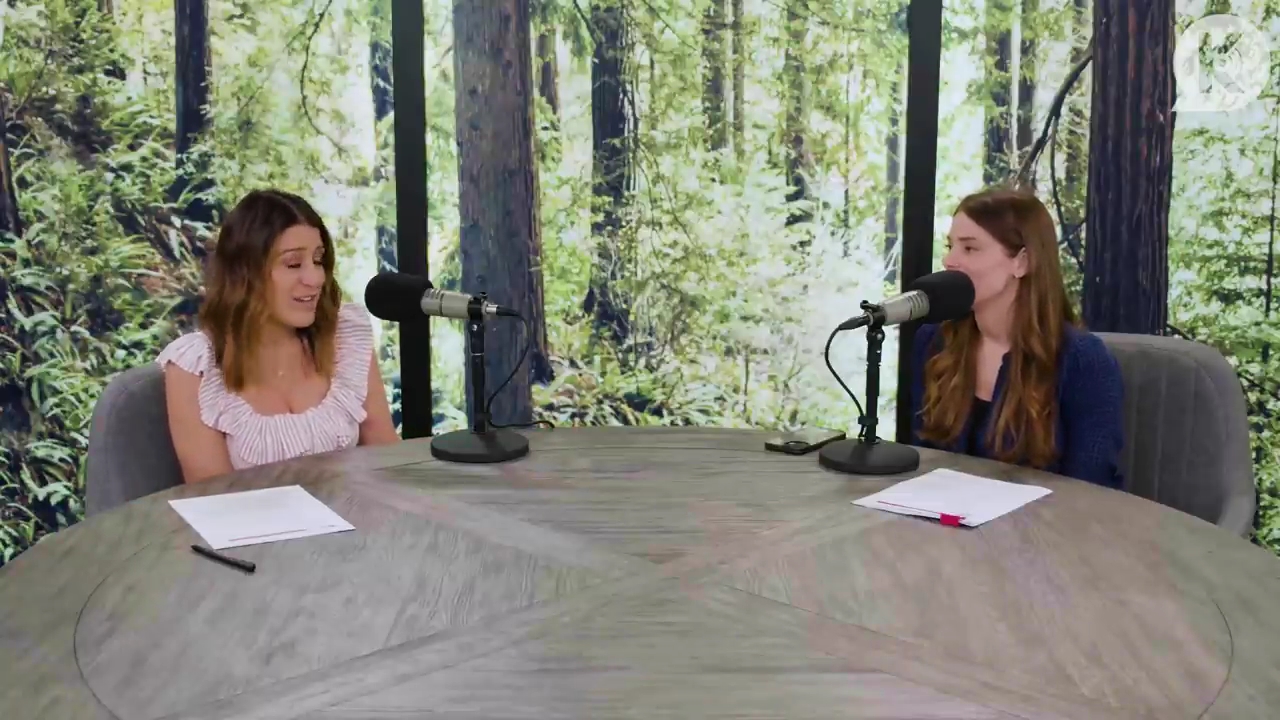 Ashley-Greene-dot-nl_TheTwilightEffectPostcast-Aflevering9NewMoonRewatchPart3of3-1775.jpg Ashley-Greene-dot-nl_TheTwilightEffectPostcast-Aflevering9NewMoonRewatchPart3of3-1775.jpg