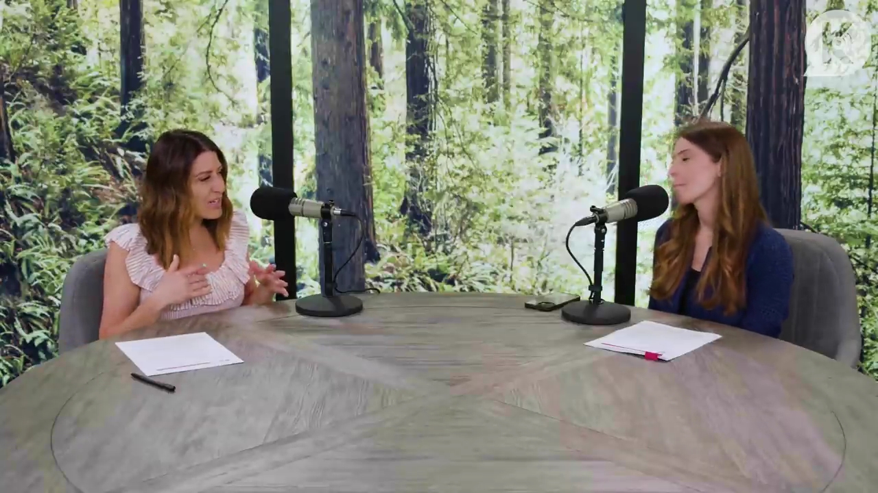 Ashley-Greene-dot-nl_TheTwilightEffectPostcast-Aflevering9NewMoonRewatchPart3of3-1785.jpg Ashley-Greene-dot-nl_TheTwilightEffectPostcast-Aflevering9NewMoonRewatchPart3of3-1785.jpg