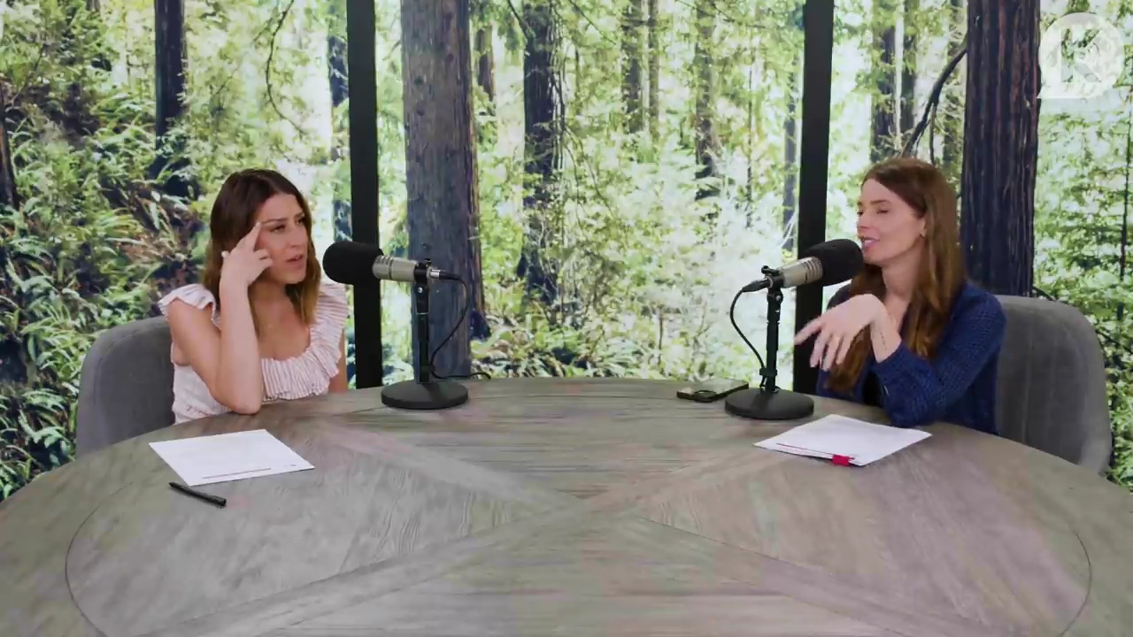 Ashley-Greene-dot-nl_TheTwilightEffectPostcast-Aflevering9NewMoonRewatchPart3of3-1863.jpg Ashley-Greene-dot-nl_TheTwilightEffectPostcast-Aflevering9NewMoonRewatchPart3of3-1863.jpg