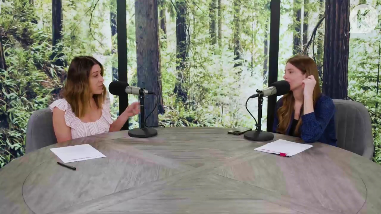 Ashley-Greene-dot-nl_TheTwilightEffectPostcast-Aflevering9NewMoonRewatchPart3of3-1909.jpg Ashley-Greene-dot-nl_TheTwilightEffectPostcast-Aflevering9NewMoonRewatchPart3of3-1909.jpg