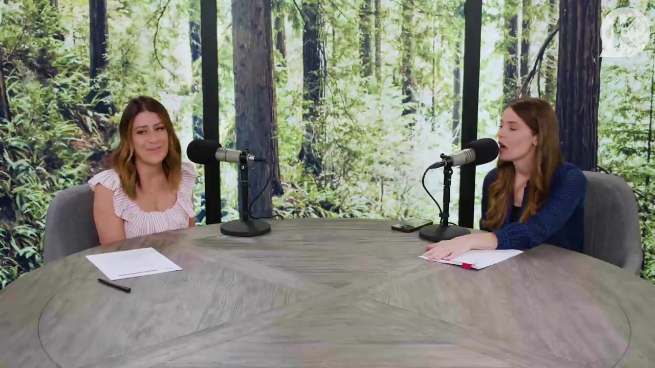 Ashley-Greene-dot-nl_TheTwilightEffectPostcast-Aflevering9NewMoonRewatchPart3of3-2079.jpg Ashley-Greene-dot-nl_TheTwilightEffectPostcast-Aflevering9NewMoonRewatchPart3of3-2079.jpg