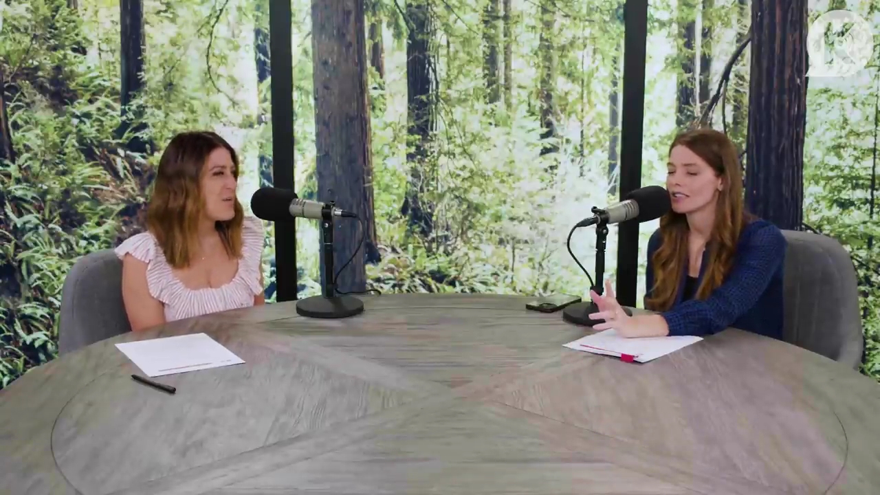 Ashley-Greene-dot-nl_TheTwilightEffectPostcast-Aflevering9NewMoonRewatchPart3of3-2082.jpg Ashley-Greene-dot-nl_TheTwilightEffectPostcast-Aflevering9NewMoonRewatchPart3of3-2082.jpg