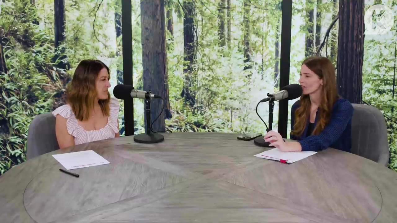 Ashley-Greene-dot-nl_TheTwilightEffectPostcast-Aflevering9NewMoonRewatchPart3of3-2084.jpg Ashley-Greene-dot-nl_TheTwilightEffectPostcast-Aflevering9NewMoonRewatchPart3of3-2084.jpg