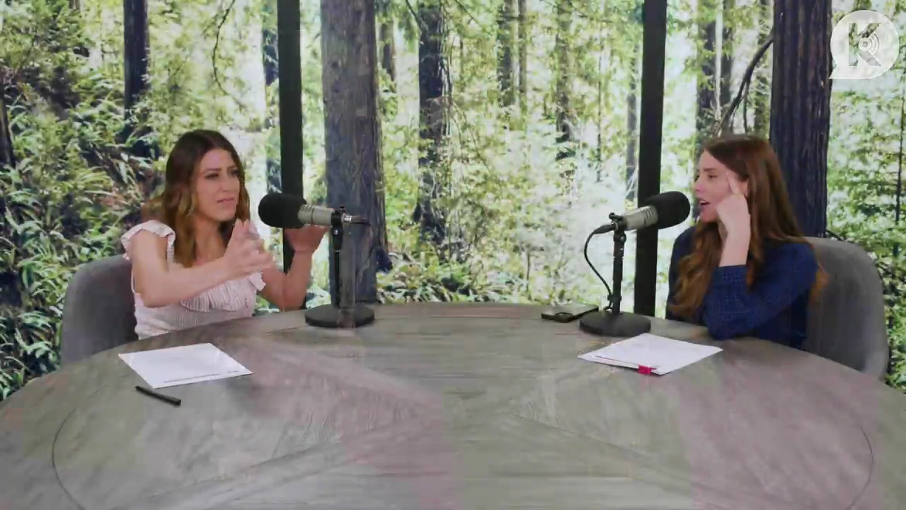 Ashley-Greene-dot-nl_TheTwilightEffectPostcast-Aflevering9NewMoonRewatchPart3of3-2204.jpg Ashley-Greene-dot-nl_TheTwilightEffectPostcast-Aflevering9NewMoonRewatchPart3of3-2204.jpg