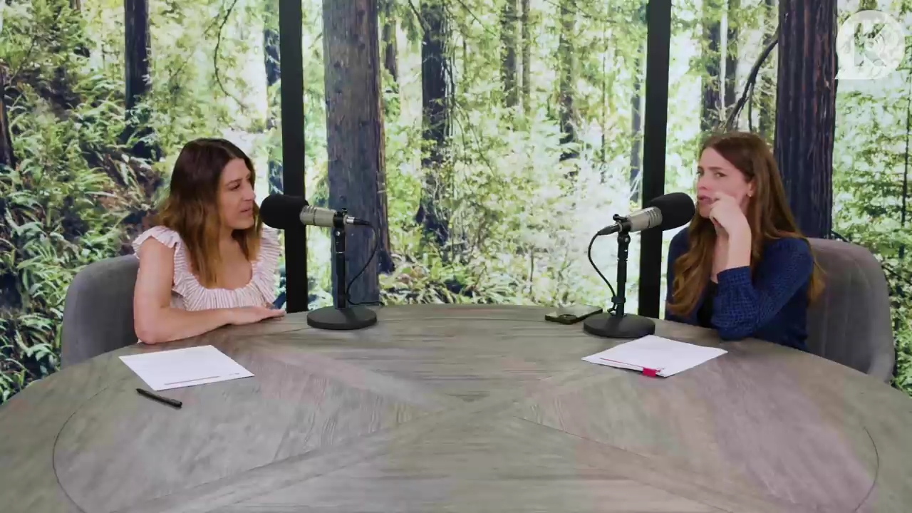 Ashley-Greene-dot-nl_TheTwilightEffectPostcast-Aflevering9NewMoonRewatchPart3of3-2210.jpg Ashley-Greene-dot-nl_TheTwilightEffectPostcast-Aflevering9NewMoonRewatchPart3of3-2210.jpg