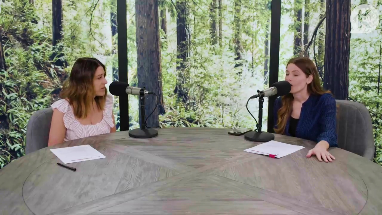 Ashley-Greene-dot-nl_TheTwilightEffectPostcast-Aflevering9NewMoonRewatchPart3of3-2240.jpg Ashley-Greene-dot-nl_TheTwilightEffectPostcast-Aflevering9NewMoonRewatchPart3of3-2240.jpg