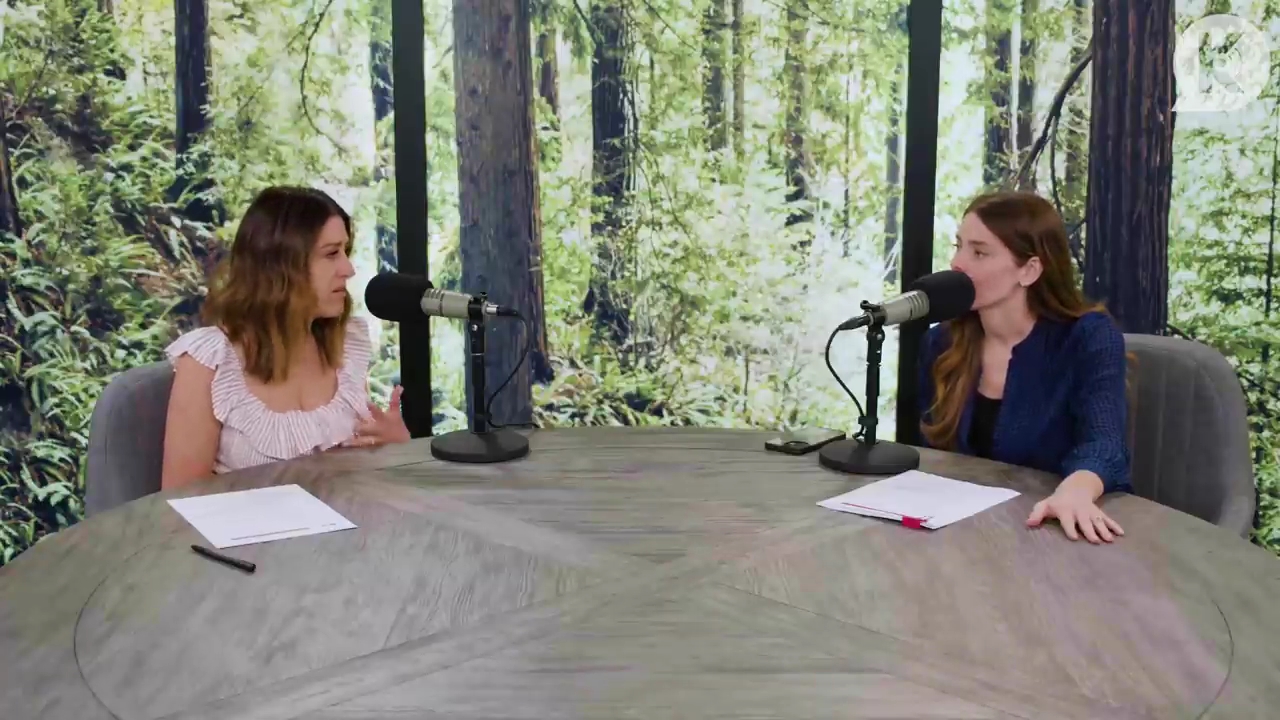 Ashley-Greene-dot-nl_TheTwilightEffectPostcast-Aflevering9NewMoonRewatchPart3of3-2244.jpg Ashley-Greene-dot-nl_TheTwilightEffectPostcast-Aflevering9NewMoonRewatchPart3of3-2244.jpg