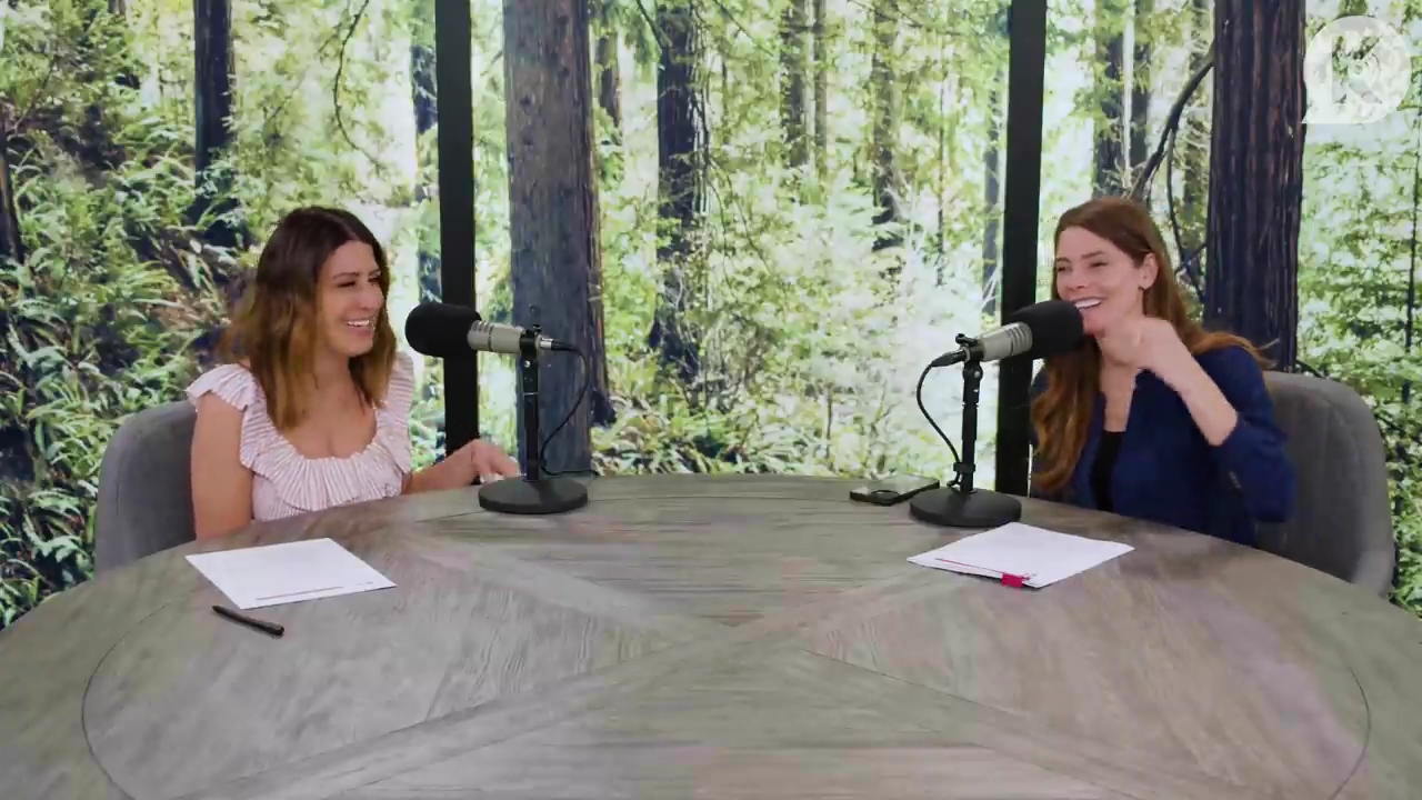 Ashley-Greene-dot-nl_TheTwilightEffectPostcast-Aflevering9NewMoonRewatchPart3of3-2297.jpg Ashley-Greene-dot-nl_TheTwilightEffectPostcast-Aflevering9NewMoonRewatchPart3of3-2297.jpg