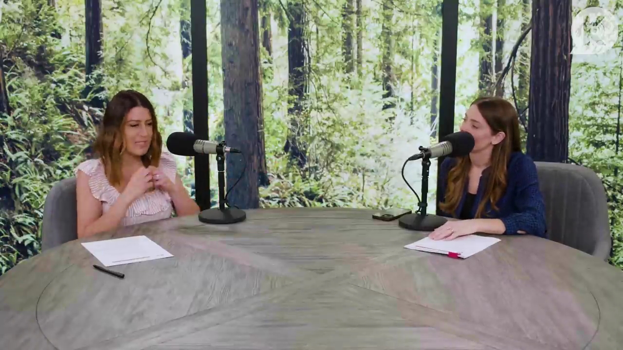 Ashley-Greene-dot-nl_TheTwilightEffectPostcast-Aflevering9NewMoonRewatchPart3of3-2562.jpg Ashley-Greene-dot-nl_TheTwilightEffectPostcast-Aflevering9NewMoonRewatchPart3of3-2562.jpg