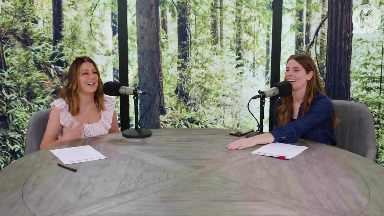 Ashley-Greene-dot-nl_TheTwilightEffectPostcast-Aflevering9NewMoonRewatchPart3of3-2639.jpg Ashley-Greene-dot-nl_TheTwilightEffectPostcast-Aflevering9NewMoonRewatchPart3of3-2639.jpg