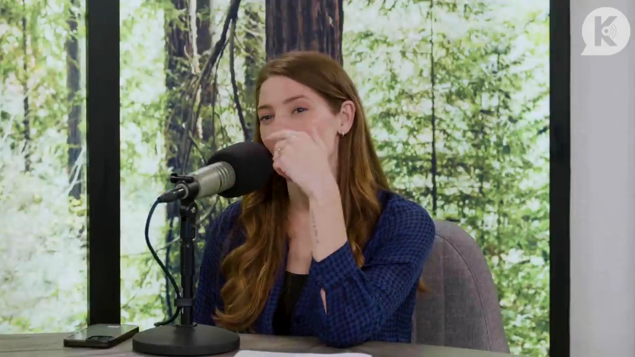 Ashley-Greene-dot-nl_TheTwilightEffectPostcast-Aflevering9NewMoonRewatchPart3of3-2678.jpg Ashley-Greene-dot-nl_TheTwilightEffectPostcast-Aflevering9NewMoonRewatchPart3of3-2678.jpg