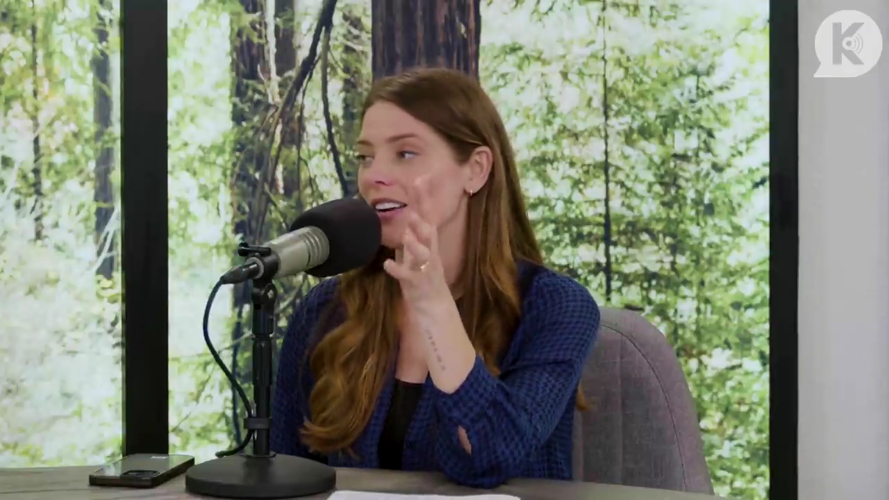 Ashley-Greene-dot-nl_TheTwilightEffectPostcast-Aflevering9NewMoonRewatchPart3of3-2684.jpg Ashley-Greene-dot-nl_TheTwilightEffectPostcast-Aflevering9NewMoonRewatchPart3of3-2684.jpg