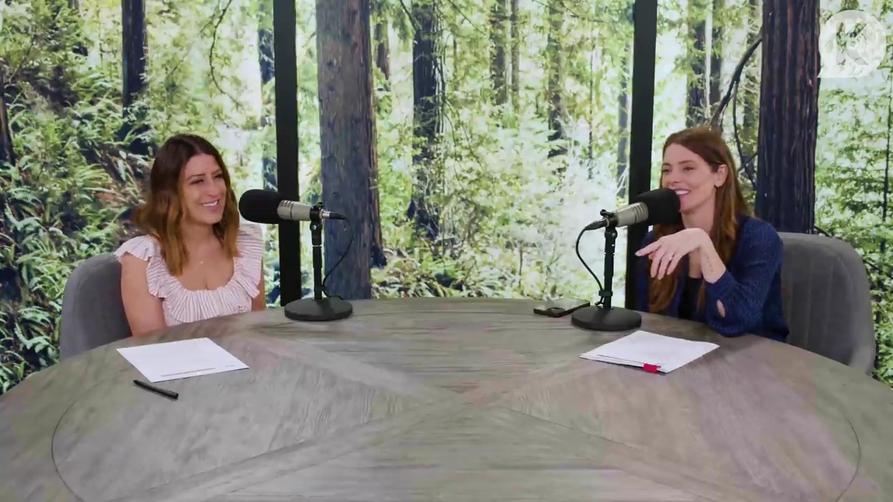 Ashley-Greene-dot-nl_TheTwilightEffectPostcast-Aflevering9NewMoonRewatchPart3of3-2786.jpg Ashley-Greene-dot-nl_TheTwilightEffectPostcast-Aflevering9NewMoonRewatchPart3of3-2786.jpg