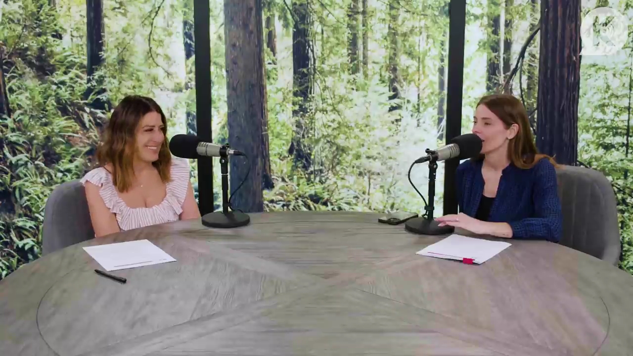 Ashley-Greene-dot-nl_TheTwilightEffectPostcast-Aflevering9NewMoonRewatchPart3of3-2874.jpg Ashley-Greene-dot-nl_TheTwilightEffectPostcast-Aflevering9NewMoonRewatchPart3of3-2874.jpg