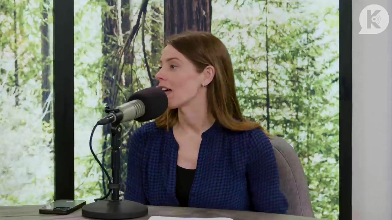 Ashley-Greene-dot-nl_TheTwilightEffectPostcast-Aflevering9NewMoonRewatchPart3of3-2899.jpg Ashley-Greene-dot-nl_TheTwilightEffectPostcast-Aflevering9NewMoonRewatchPart3of3-2899.jpg