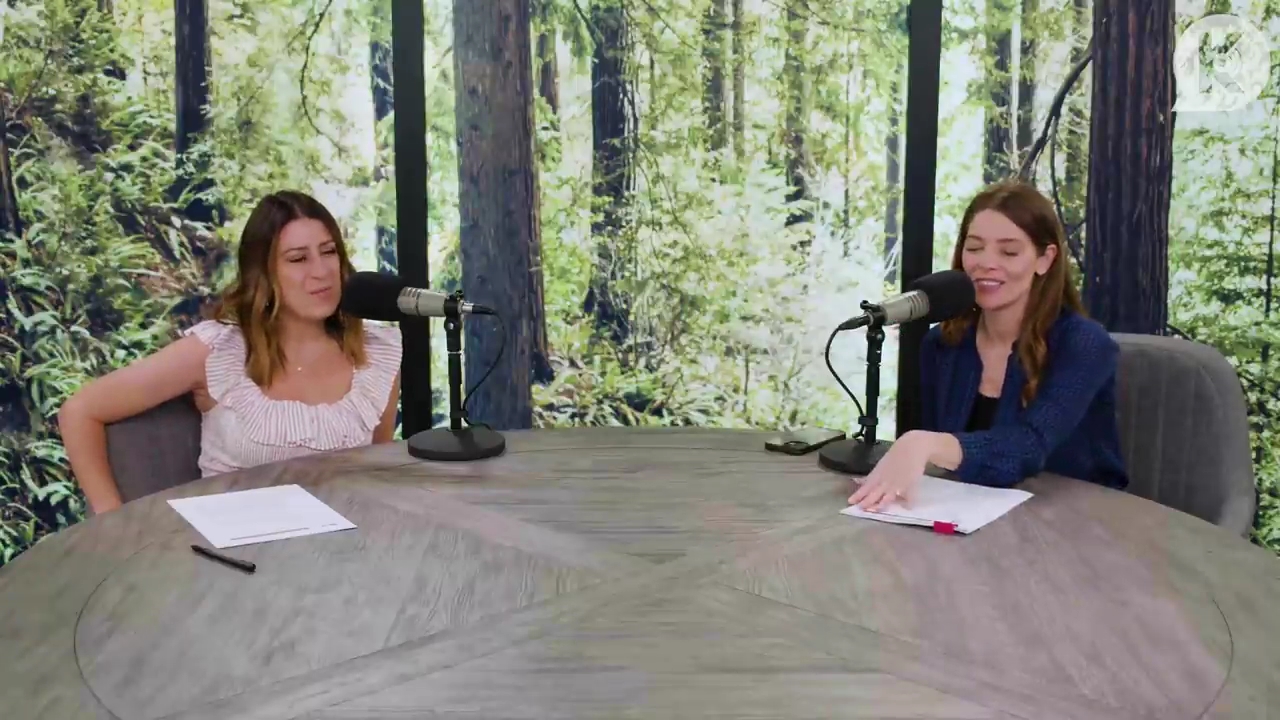 Ashley-Greene-dot-nl_TheTwilightEffectPostcast-Aflevering9NewMoonRewatchPart3of3-2933.jpg Ashley-Greene-dot-nl_TheTwilightEffectPostcast-Aflevering9NewMoonRewatchPart3of3-2933.jpg