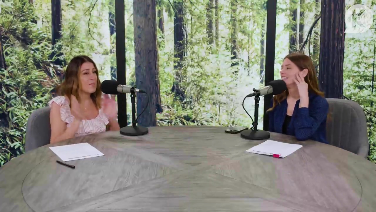 Ashley-Greene-dot-nl_TheTwilightEffectPostcast-Aflevering9NewMoonRewatchPart3of3-2996.jpg Ashley-Greene-dot-nl_TheTwilightEffectPostcast-Aflevering9NewMoonRewatchPart3of3-2996.jpg