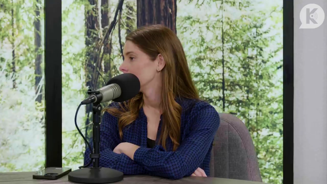 Ashley-Greene-dot-nl_TheTwilightEffectPostcast-Aflevering9NewMoonRewatchPart3of3-3159.jpg Ashley-Greene-dot-nl_TheTwilightEffectPostcast-Aflevering9NewMoonRewatchPart3of3-3159.jpg