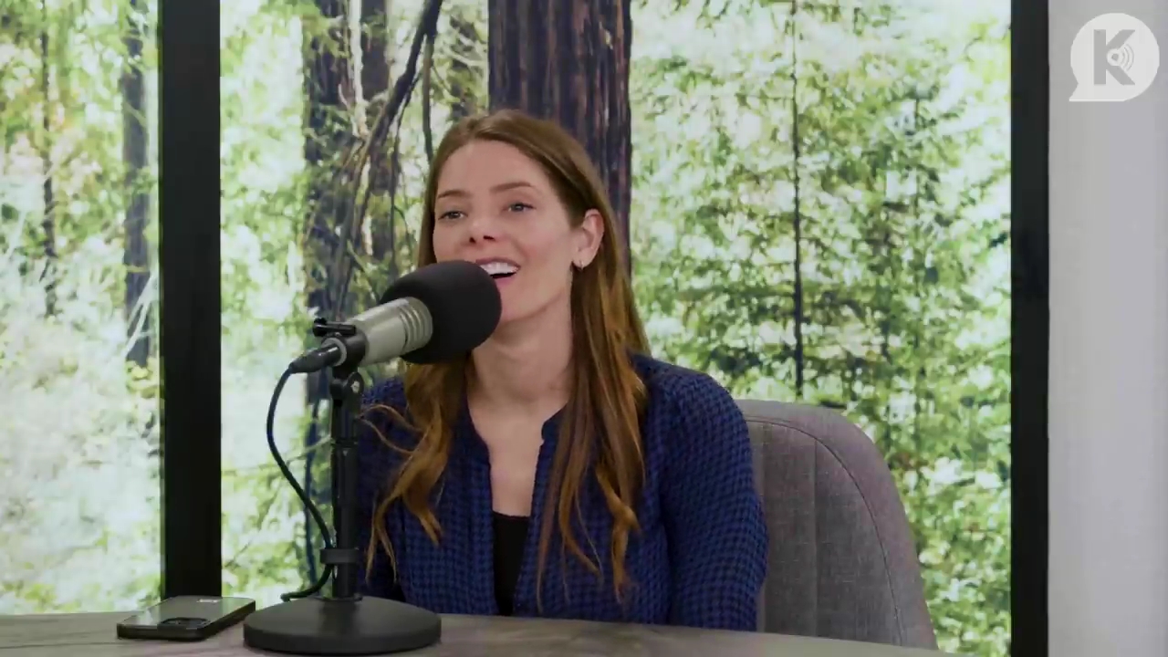 Ashley-Greene-dot-nl_TheTwilightEffectPostcast-Aflevering9NewMoonRewatchPart3of3-3182.jpg Ashley-Greene-dot-nl_TheTwilightEffectPostcast-Aflevering9NewMoonRewatchPart3of3-3182.jpg