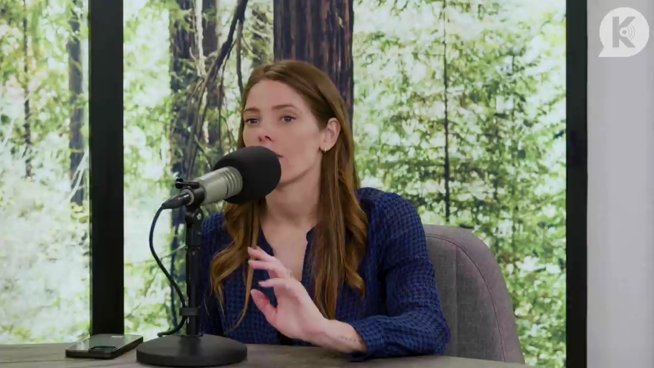 Ashley-Greene-dot-nl_TheTwilightEffectPostcast-Aflevering9NewMoonRewatchPart3of3-3293.jpg Ashley-Greene-dot-nl_TheTwilightEffectPostcast-Aflevering9NewMoonRewatchPart3of3-3293.jpg