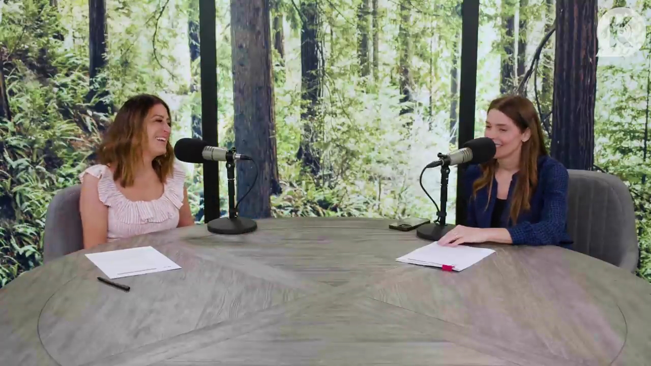 Ashley-Greene-dot-nl_TheTwilightEffectPostcast-Aflevering9NewMoonRewatchPart3of3-3399.jpg Ashley-Greene-dot-nl_TheTwilightEffectPostcast-Aflevering9NewMoonRewatchPart3of3-3399.jpg