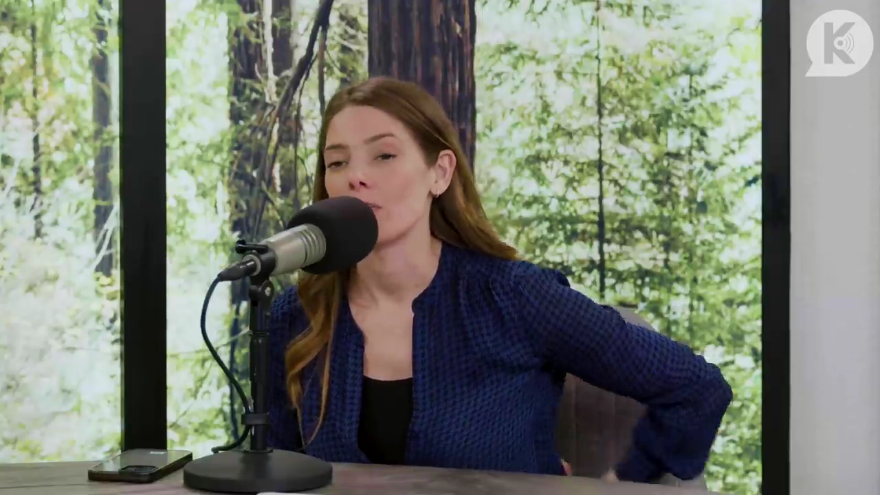 Ashley-Greene-dot-nl_TheTwilightEffectPostcast-Aflevering9NewMoonRewatchPart3of3-3425.jpg Ashley-Greene-dot-nl_TheTwilightEffectPostcast-Aflevering9NewMoonRewatchPart3of3-3425.jpg