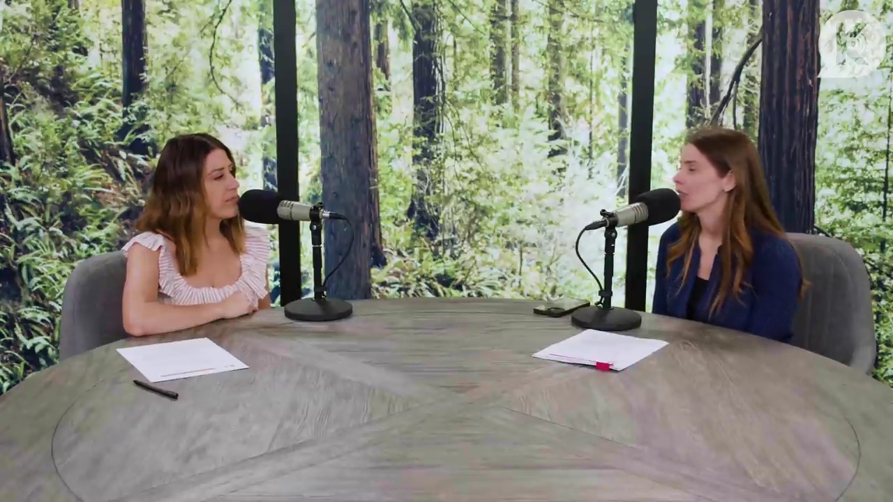 Ashley-Greene-dot-nl_TheTwilightEffectPostcast-Aflevering9NewMoonRewatchPart3of3-3666.jpg Ashley-Greene-dot-nl_TheTwilightEffectPostcast-Aflevering9NewMoonRewatchPart3of3-3666.jpg