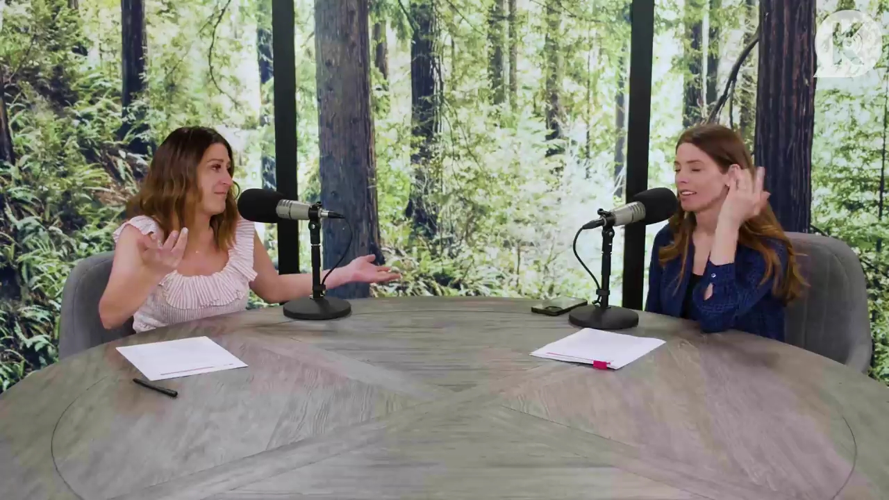 Ashley-Greene-dot-nl_TheTwilightEffectPostcast-Aflevering9NewMoonRewatchPart3of3-3719.jpg Ashley-Greene-dot-nl_TheTwilightEffectPostcast-Aflevering9NewMoonRewatchPart3of3-3719.jpg