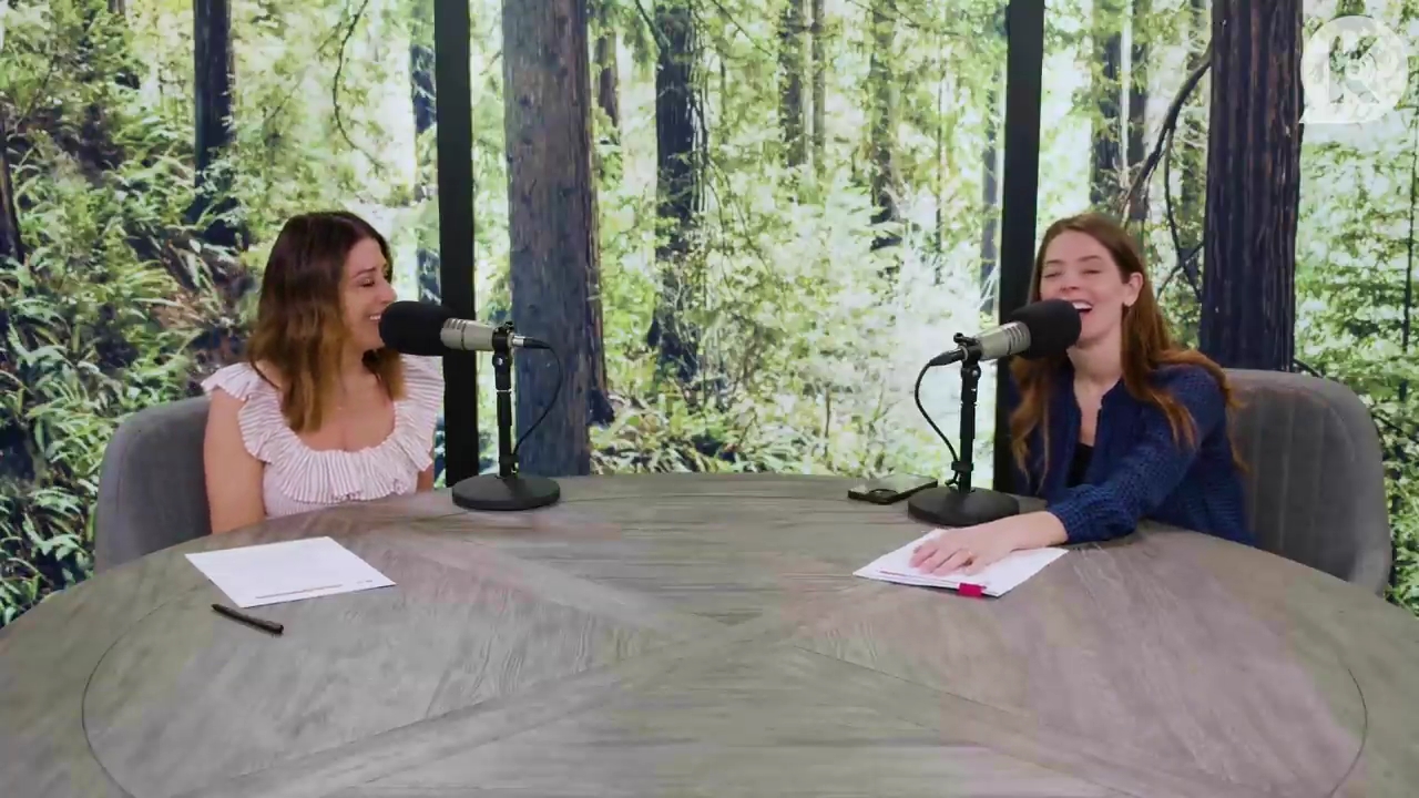 Ashley-Greene-dot-nl_TheTwilightEffectPostcast-Aflevering9NewMoonRewatchPart3of3-3725.jpg Ashley-Greene-dot-nl_TheTwilightEffectPostcast-Aflevering9NewMoonRewatchPart3of3-3725.jpg