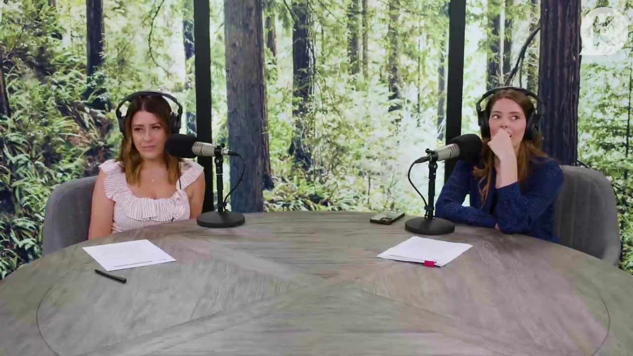 Ashley-Greene-dot-nl_TheTwilightEffectPostcast-Aflevering9NewMoonRewatchPart3of3-3762.jpg Ashley-Greene-dot-nl_TheTwilightEffectPostcast-Aflevering9NewMoonRewatchPart3of3-3762.jpg