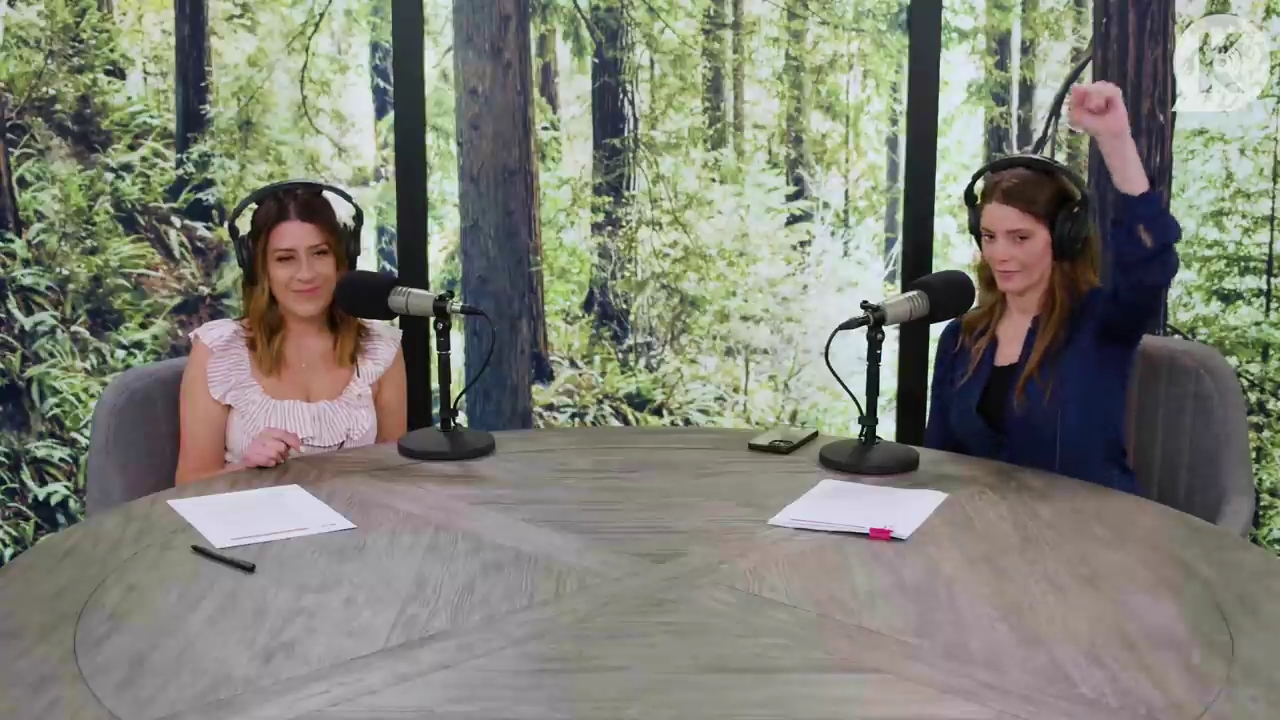 Ashley-Greene-dot-nl_TheTwilightEffectPostcast-Aflevering9NewMoonRewatchPart3of3-3901.jpg Ashley-Greene-dot-nl_TheTwilightEffectPostcast-Aflevering9NewMoonRewatchPart3of3-3901.jpg