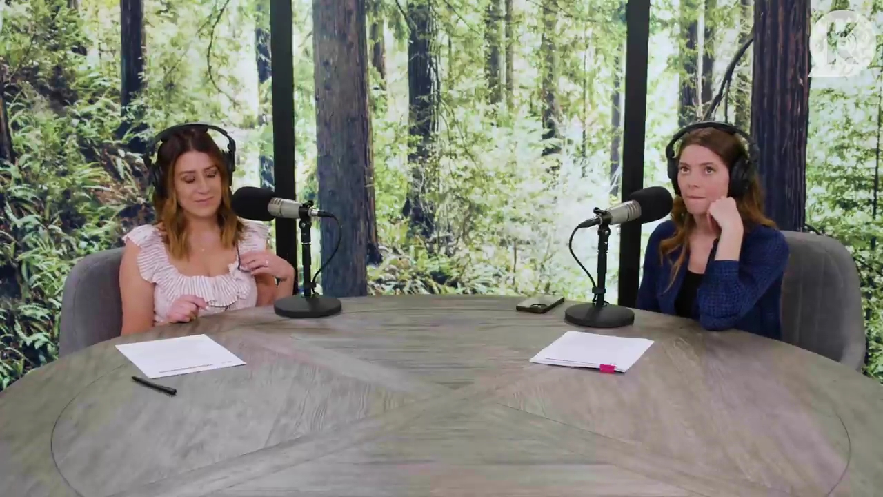 Ashley-Greene-dot-nl_TheTwilightEffectPostcast-Aflevering9NewMoonRewatchPart3of3-3910.jpg Ashley-Greene-dot-nl_TheTwilightEffectPostcast-Aflevering9NewMoonRewatchPart3of3-3910.jpg