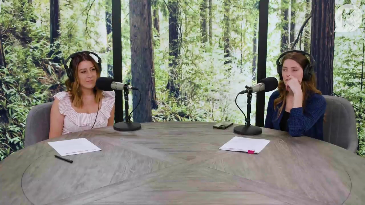 Ashley-Greene-dot-nl_TheTwilightEffectPostcast-Aflevering9NewMoonRewatchPart3of3-3916.jpg Ashley-Greene-dot-nl_TheTwilightEffectPostcast-Aflevering9NewMoonRewatchPart3of3-3916.jpg