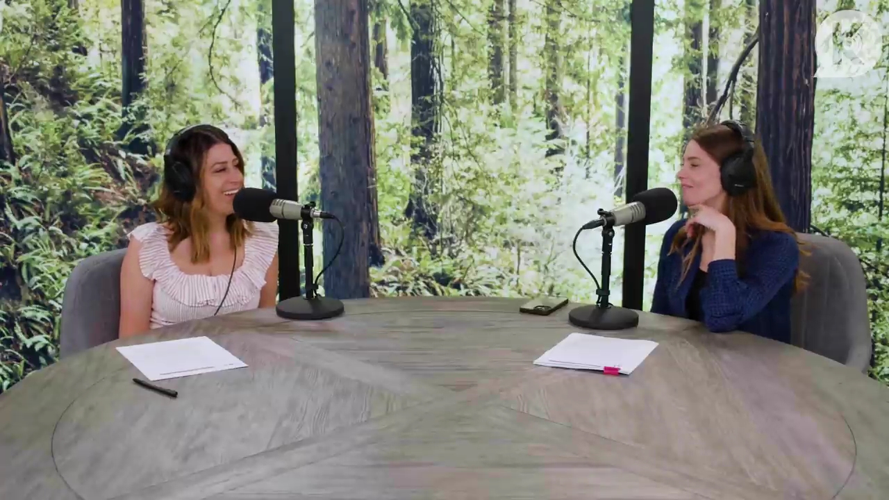 Ashley-Greene-dot-nl_TheTwilightEffectPostcast-Aflevering9NewMoonRewatchPart3of3-3925.jpg Ashley-Greene-dot-nl_TheTwilightEffectPostcast-Aflevering9NewMoonRewatchPart3of3-3925.jpg