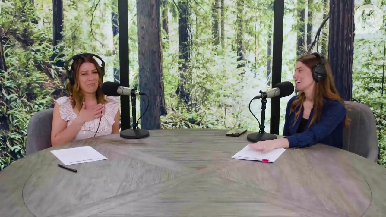 Ashley-Greene-dot-nl_TheTwilightEffectPostcast-Aflevering9NewMoonRewatchPart3of3-3928.jpg Ashley-Greene-dot-nl_TheTwilightEffectPostcast-Aflevering9NewMoonRewatchPart3of3-3928.jpg